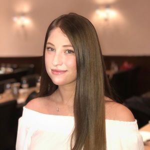 Meet your Posher, Shira